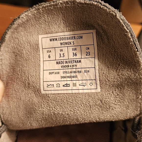 Eddie Bauer Women's Transition Chukka Boots - Picture 6 of 8